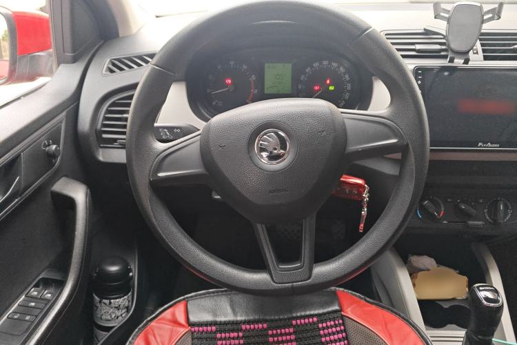 Used Skoda Fabia 2015 1.4L Automatic Front-Drive Model
