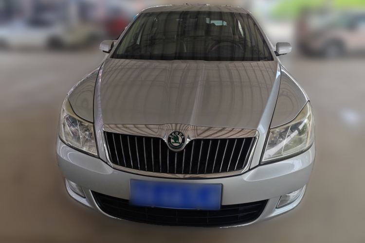 Used Skoda Octavia 2010 1.6L Automatic Yijun Edition Front