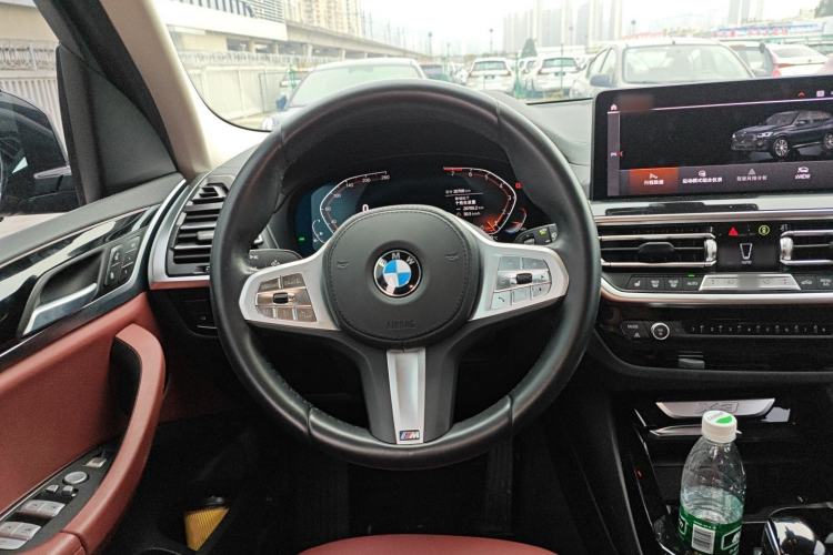 Used BMW X3 2023 xDrive25i M Sport Package Steering Wheel