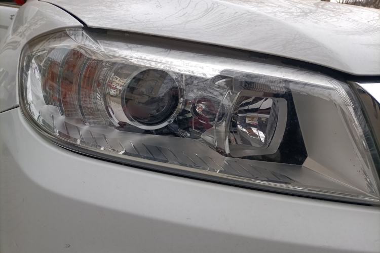 Used Haval H6 2018 Red-Label Sport Edition 1.5T Automatic Two-Wheel Drive Elite Model Right Front Headlight