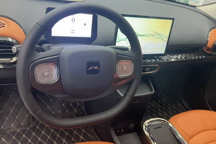 Used JAC Yiwei 3 2024 Zhi'ai Edition 330km Air Interior 4