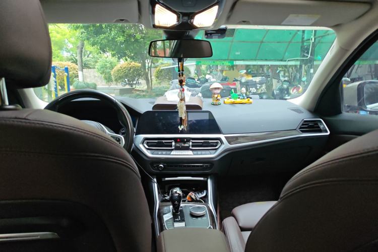 Used BMW 3 Series 2020 Restyled 325Li M Sport Package Center Console