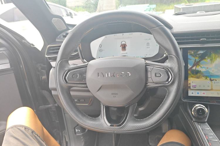 Used Lynk & Co 01 EM-P 2023 1.5TD EM-P PM
