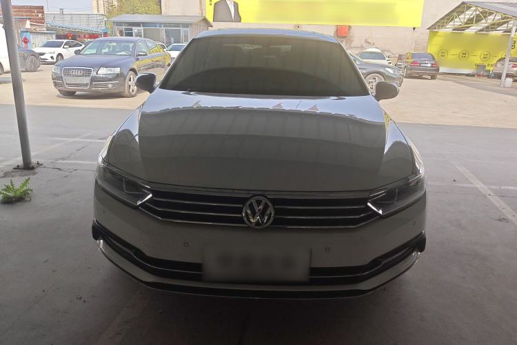 Used Volkswagen Magotan 2017 330TSI DSG Luxury Model