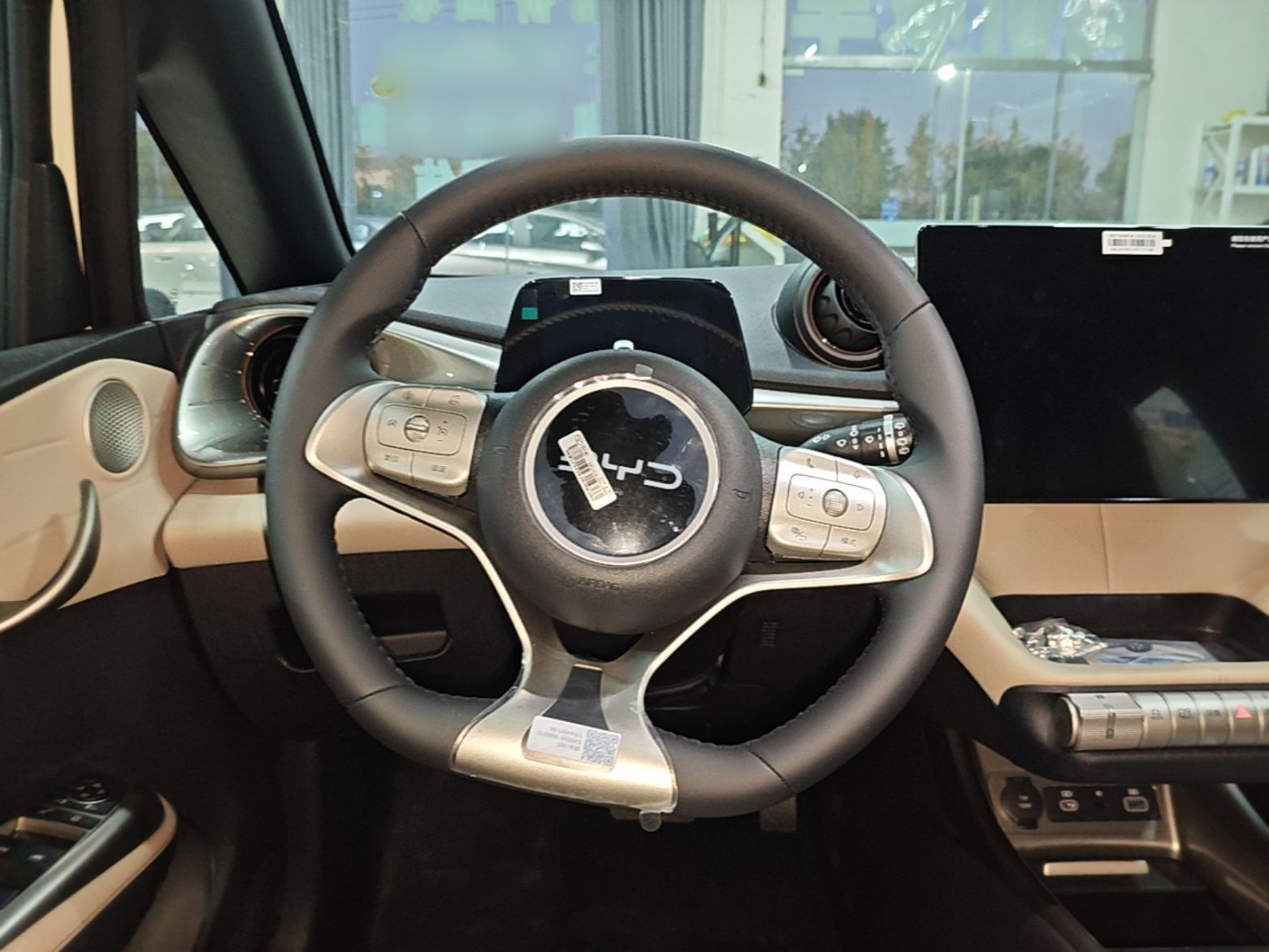 BYD Dolphin 2025 420km Free Edition — снимка 13