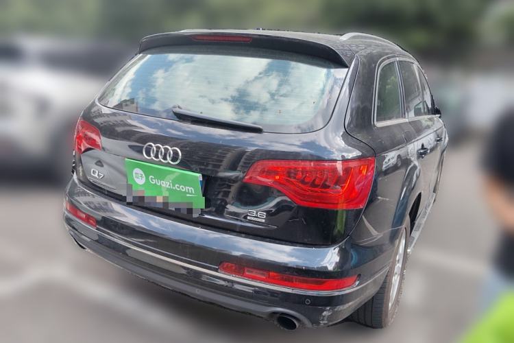 Used Audi Q7 2010 3.6 FSI quattro base version
