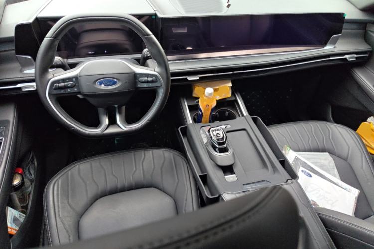 Used Ford Edge 2025 Escape L 2.0T EcoBoost Two-Wheel Drive 7-Seater Luxury Model
