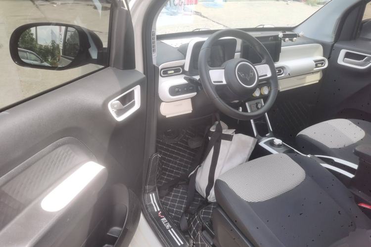 Used Wuling Hongguang MINIEV 2024 3rd Generation 215km Youth Edition