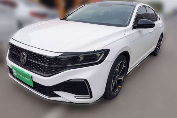 Used Volkswagen Passat 2024 380TSI Starry Dragon Edition