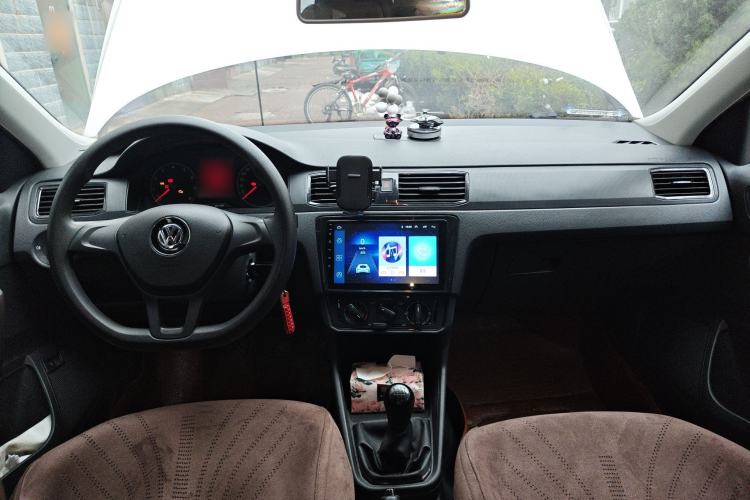 Used Volkswagen Santana 2016 1.6L Manual Fashion Edition