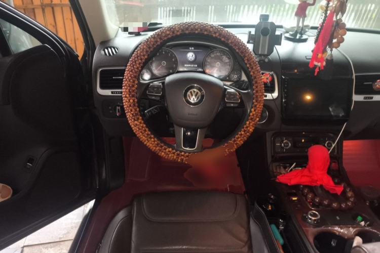 Used Volkswagen Touareg 2011 3.0 TSI Comfort Version