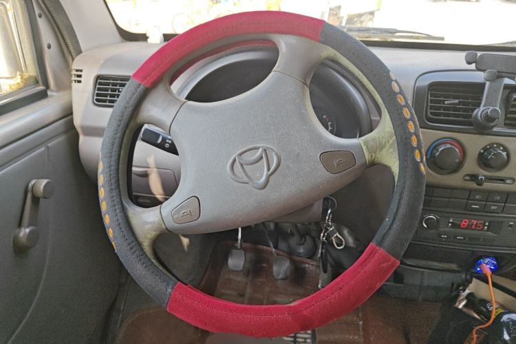 Used CHANGAN KUAYUE V3 2017 1.2L Box-Type Truck DK12-10