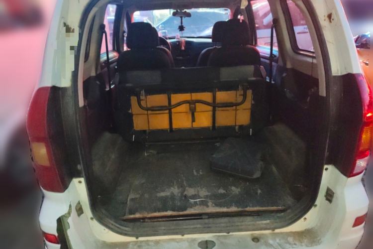 Used Dongfeng Fengon 330 2018 1.5L Manual Utility Version I DK15 Trunk