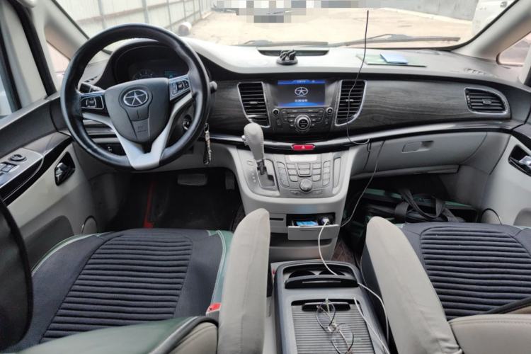 Used JAC Group Refine M5 2014 Colorway 2.0T Gasoline Automatic Business Edition