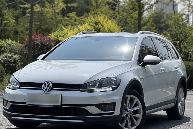 Used Volkswagen Golf 2019 1.8TSI Travel Edition