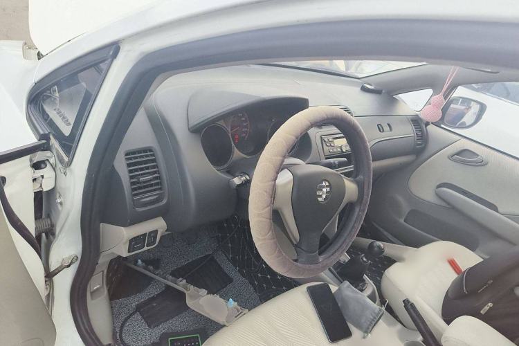 Used Everus S1 2014 1.3L Manual Comfort Edition