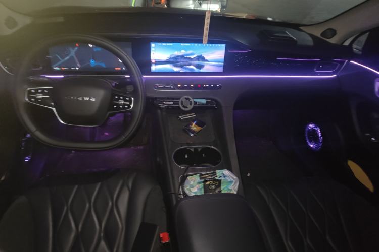 Used Roewe D7 2023 DMH 125km Excellence Edition Center Console