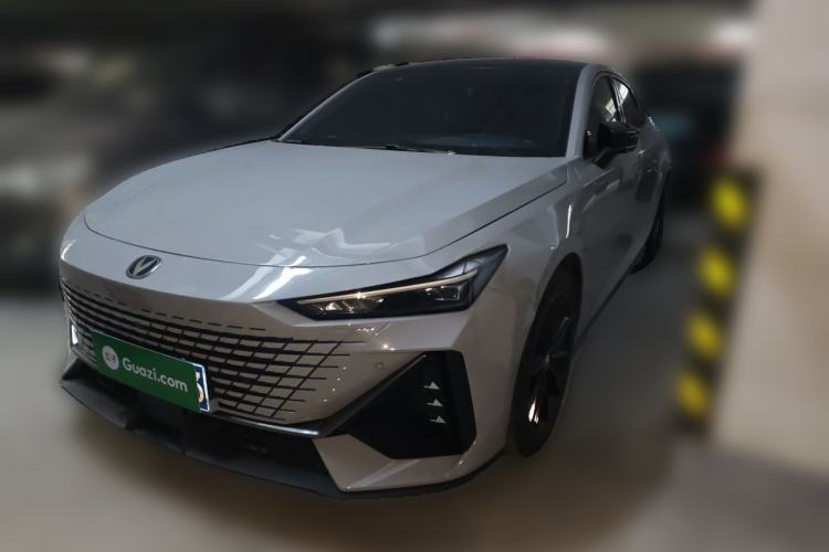 Used CHANGAN UNI-V 2022 1.5T Prestige Version