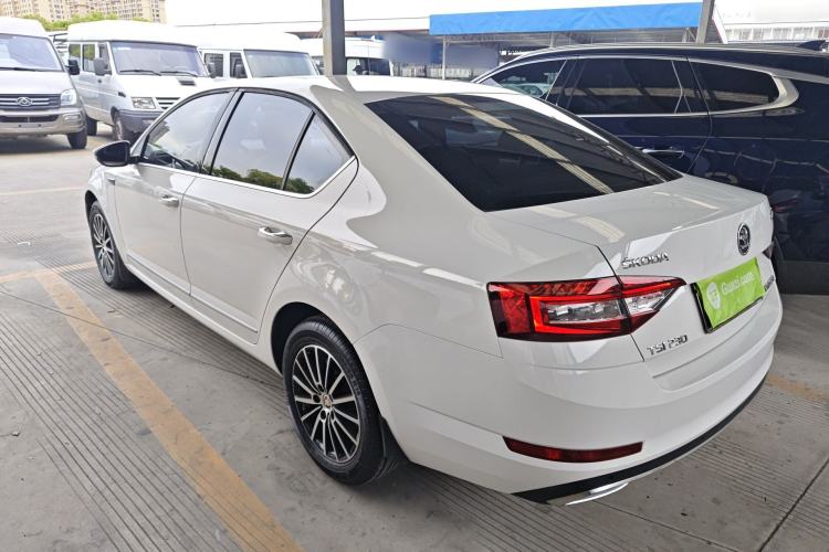 Used Skoda Octavia 2019 TSI230 DSG Luxury Edition