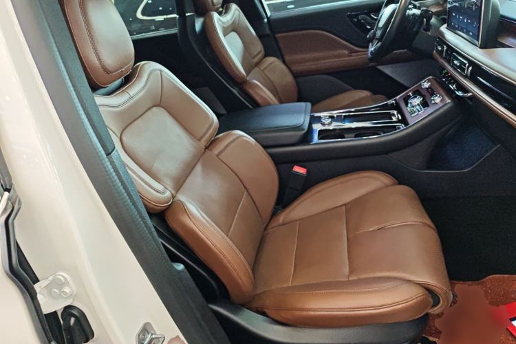 Used Lincoln Aviator 2021 3.0T V6 All-Wheel-Drive Executive Edition