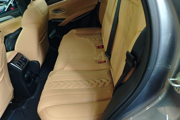 Used BYD Song L DM-i 2025 Intelligent Driving Version 112 km Beyond-Range Type