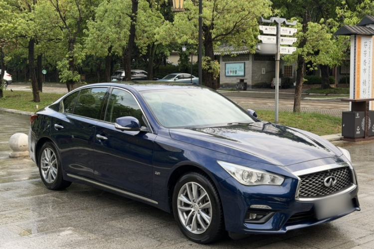 Used Infiniti Q50L 2018 2.0T Comfort Edition China VI Standard Exterior 3