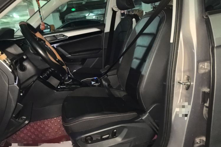 Used Volkswagen Tayron 2019 330TSI Two-Wheel Drive Luxury Model China VI Standard
