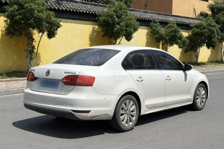 Used Volkswagen Sagitar 2014 Revised Version 1.6L Manual Comfort Edition
