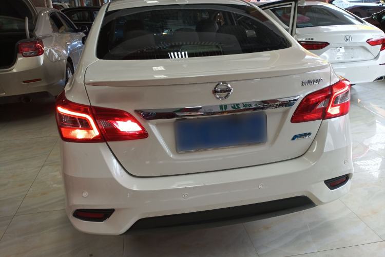 Used Nissan Sylphy 2019 1.6XV CVT Smart Connect Luxury Edition China VI Standard Rear