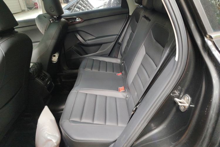 Used Volkswagen Tharu 2021 330TSI All-Wheel Drive Luxury PLUS Version Left Rear Seat