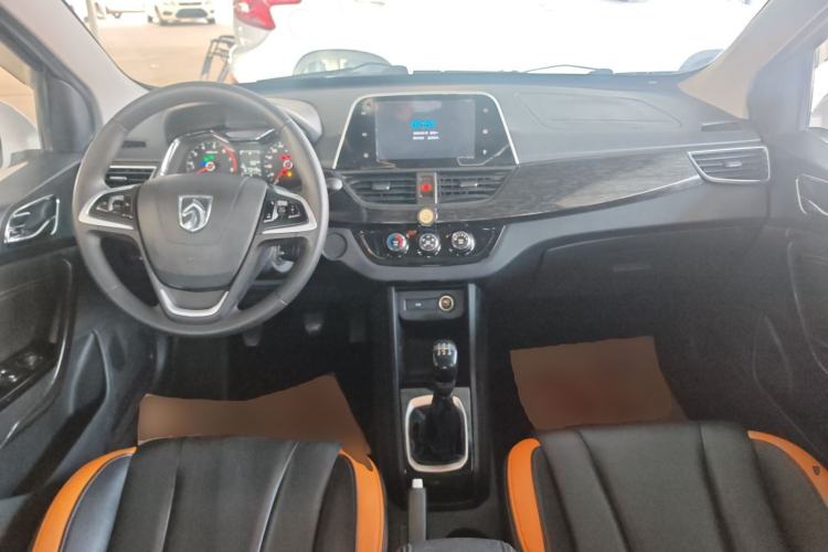 Used Baojun 310 2016 1.2L Manual Luxury Model