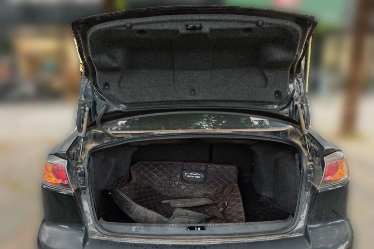 Used Mitsubishi Lancer EX 2013 Fashion Edition 1.8L CVT Comfort Version Trunk