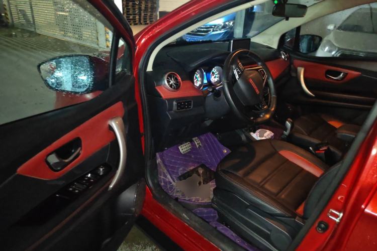 Used Haval H1 2015 1.5L AMT Luxury Model