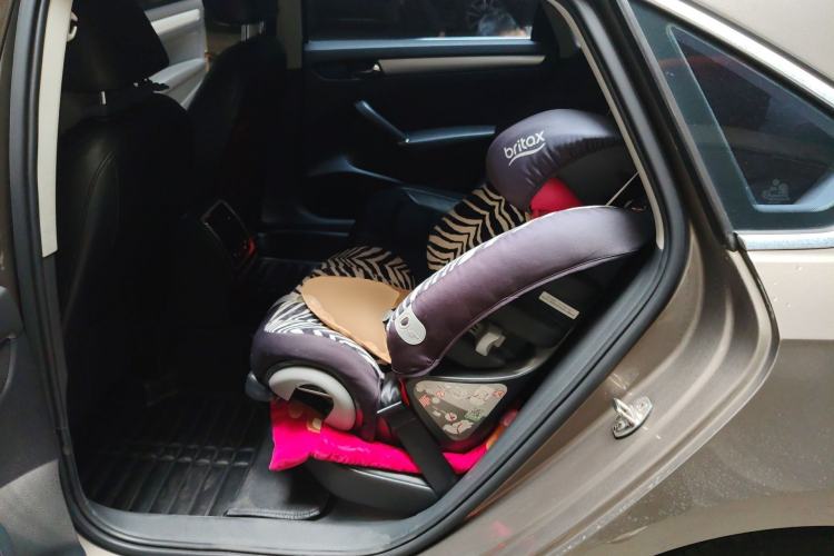 Used Volkswagen Passat 2014 1.8TSI DSG Prestige Edition Left Rear Seat