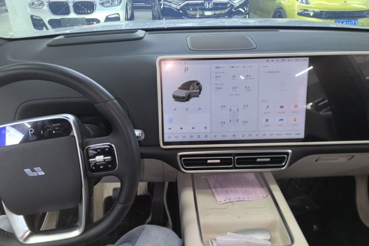 Used Li Auto L8 2023 Max model
