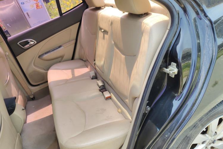 Used Baojun 630 2014 1.5L manual Comfort trim level
