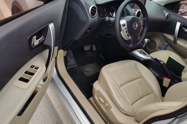 Used Nissan Qashqai 2011 2.0 XV Lea CVT 2WD Driver Seat