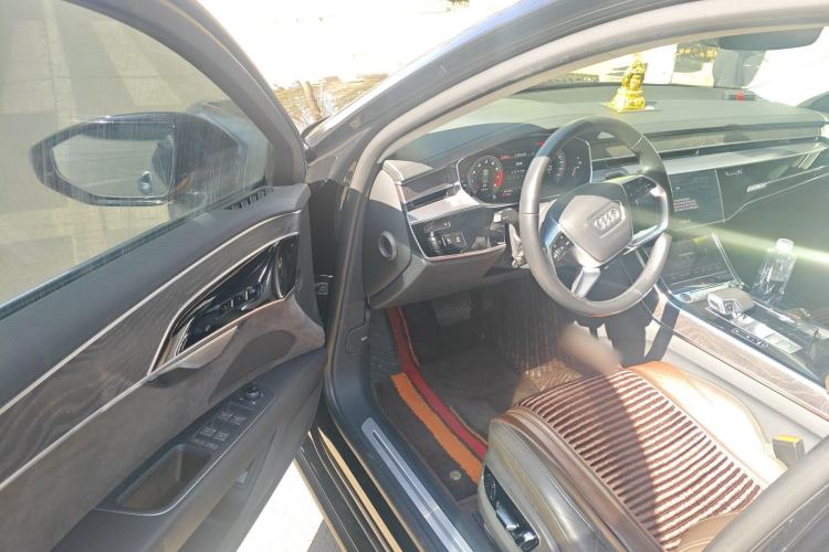 Used Audi A8 2019 Facelifted Plus A8L 50 TFSI quattro Comfort Version
