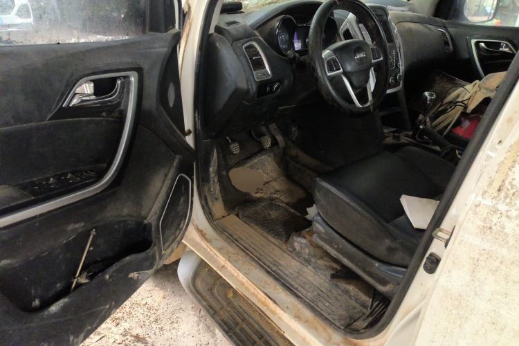 Used JMC Yuhu 7 2017 2.4T Classic Edition Diesel 4x4 Luxury Version JX4D24A5L