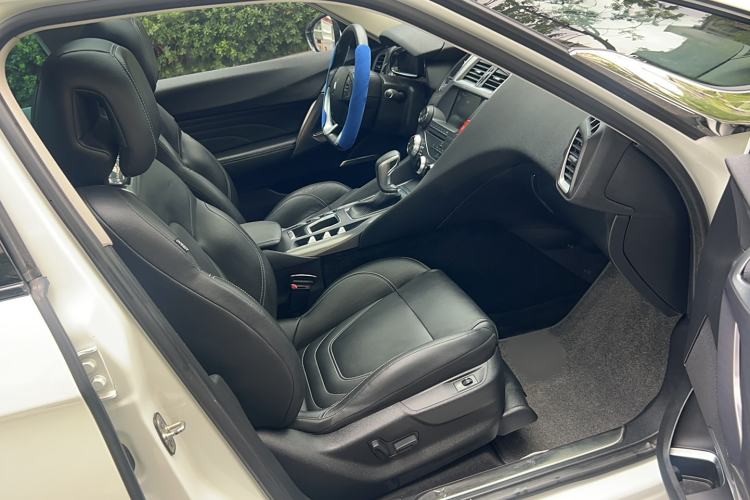 Used DS 5 2015 1.6T Luxury Edition THP160