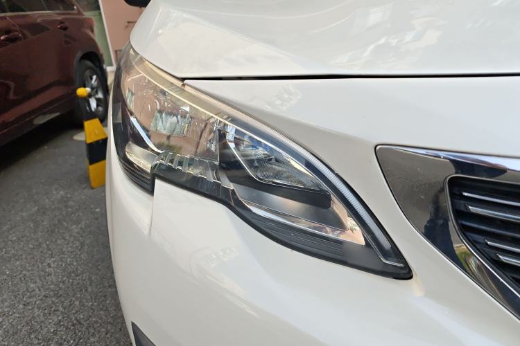 Used Peugeot 5008 2017 350THP 7-Seater Elite Edition