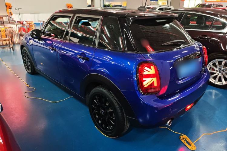 Used MINI MINI 2019 1.5T COOPER Classic Edition Five-Door Version
