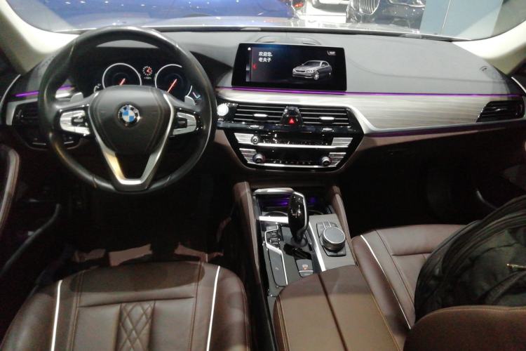 Used BMW 5 Series 2019 Facelifted 530Li Leading Edition Luxury Package