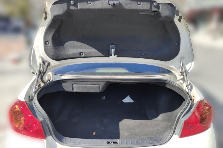 Used Infiniti G Series 2009 G37 Trunk