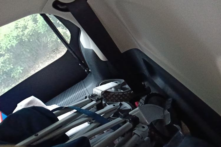 Used Roewe Clever 2022 311km QiQi BoBo Edition Left Rear Seat