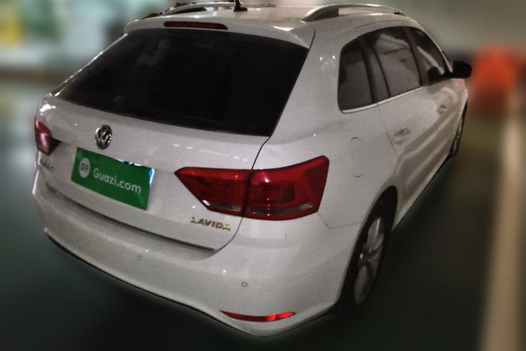 Used Volkswagen Gran Lavida 2015 1.6L Automatic Comfort Edition
