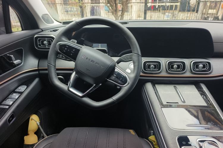 Used Chery Tiggo 9 2023 2.0T Dual-Clutch Two-Wheel Drive Prestige Version 5 Seats
