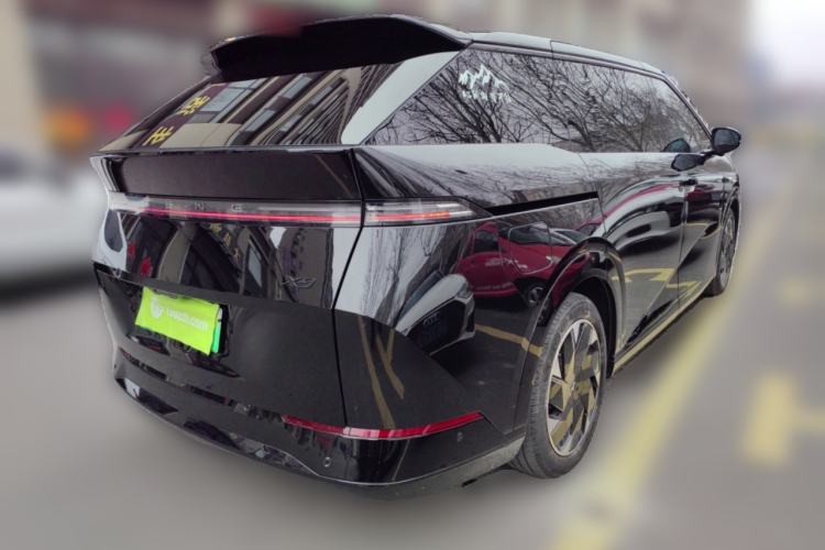 Used XPeng X9 2024 702 Ultra-Long Range Max