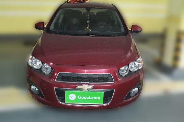 Used Chevrolet Aveo Sonic 2011 Sedan 1.4L Manual Transmission SE
