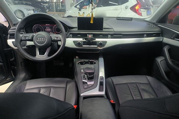 Used Audi A4L 2019 40 TFSI Fashion Version China V
